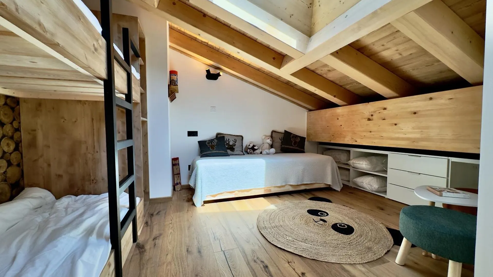 Apartment Les Cimes De L Alpage - Duplex Luxe, Ski In Ski Out Combloux France